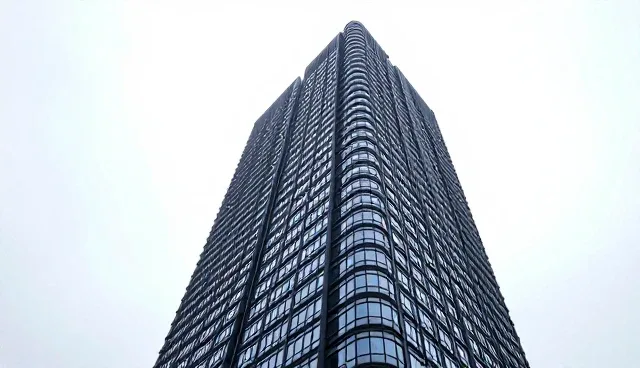盐城网站优化:系统集成与独立部署的取舍